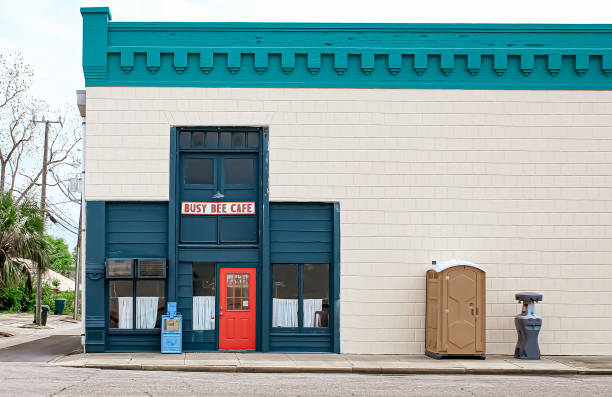 Portable Toilet Options We Offer in Oakbrook Terrace, IL